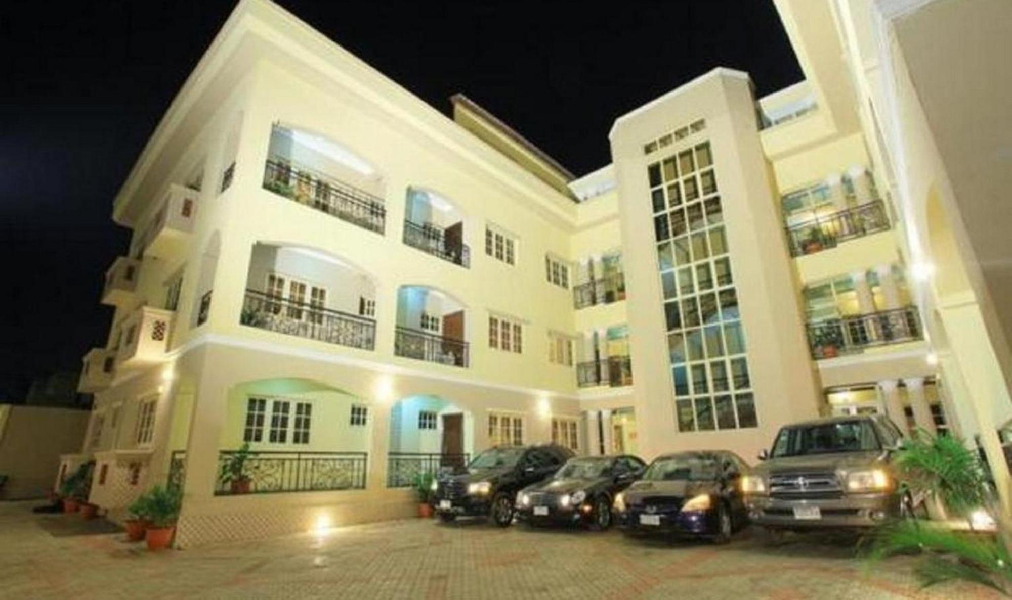 Room in Lodge - Apartment Royale Hotel-3 Bd Apartment Ikeja Esterno foto